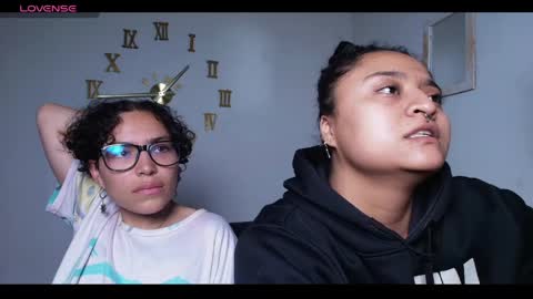 Valentine online show from April 19, 7:27 pm