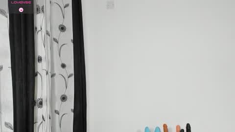 chocolate online show from February 14, 1:30 am