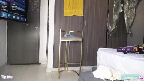 dirty_27cms online show from March 8, 5:43 pm