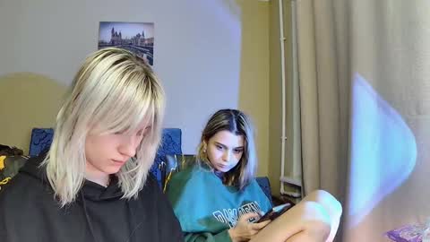 Dirty Kiss69 online show from November 16, 10:01 pm