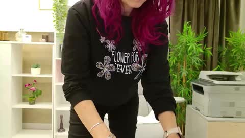 dirty_mature online show from December 2, 7:18 am