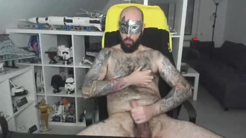 Snapshot of dirtybalws chatting on October 17, 2:37 am Robert online show from October 17, 2:37 am