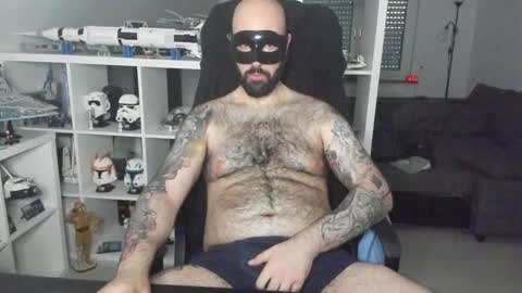 Snapshot of dirtybalws chatting on January 16, 3:56 pm Robert online show from January 16, 3:56 pm