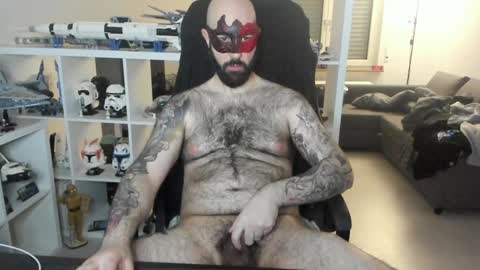 Snapshot of dirtybalws chatting on January 30, 5:17 pm Robert online show from January 30, 5:17 pm