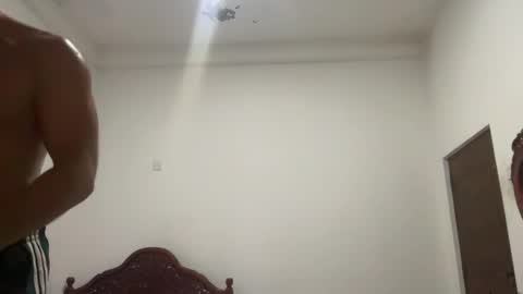 Dirtydanlondon online show from March 1, 1:26 pm