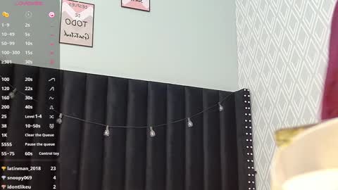 Snapshot of dirtylittleslutt_ chatting on February 27, 9:40 am Nemesis online show from February 27, 9:40 am