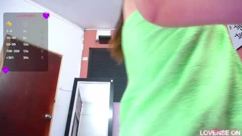 Snapshot of dirtylittleslutt_ chatting on March 11, 9:34 am Nemesis online show from March 11, 9:34 am