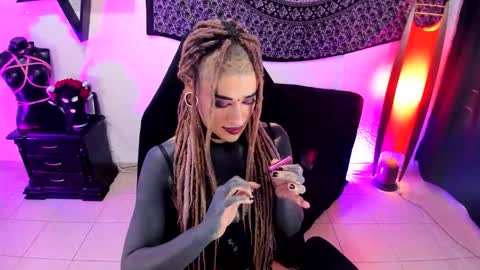 ONIX  online show from November 14, 5:04 pm