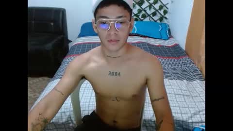 dirtyslimlatin online show from May 5, 5:19 pm