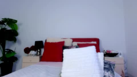 Chloe online show from March 27, 10:05 am