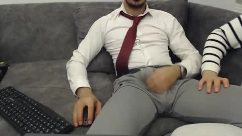 dirtyybooyy77 online show from March 18, 8:26 pm