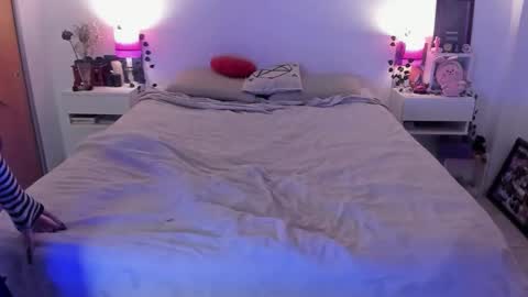 Lena online show from January 8, 1:44 am