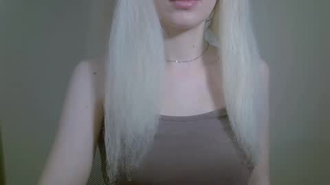 DitaMilton online show from October 30, 9:37 pm