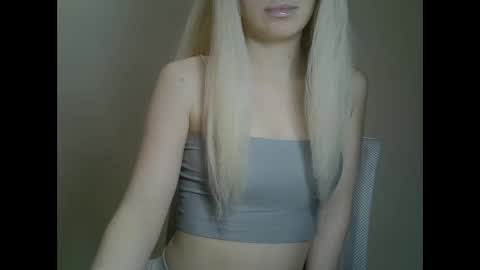 DitaMilton online show from February 28, 7:25 pm