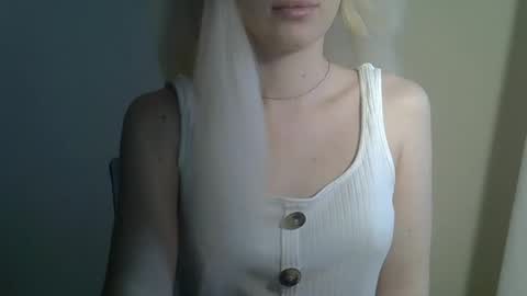 DitaMilton online show from November 1, 10:47 am