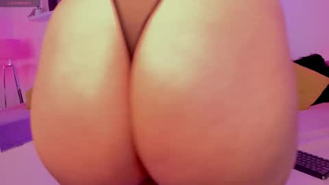 Lizz online show from October 8, 1:06 pm