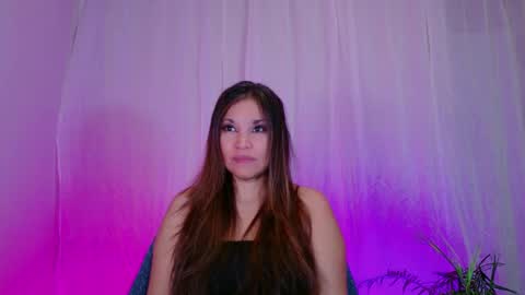 DivineLynn online show from January 3, 12:51 pm