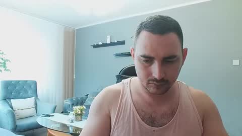 STR8 BOYv online show from April 9, 9:48 am