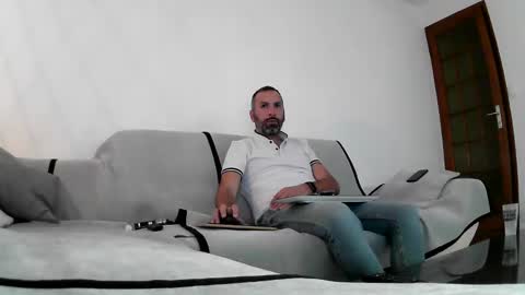 Djo online show from December 6, 10:35 pm