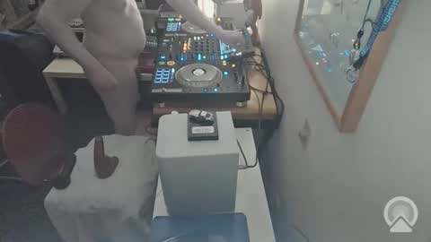 DJToyMaster online show from March 22, 3:21 am