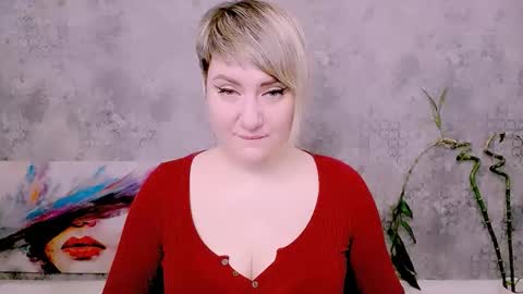 djullia online show from February 7, 7:55 am