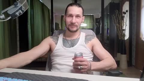 Silverhand online show from April 7, 5:09 am