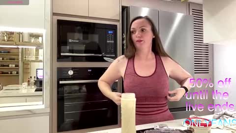 Snapshot of docehot1818 chatting on January 31, 6:47 pm Ctia But I prefer to be called DOCE online show from January 31, 6:47 pm