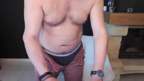 Snapshot of doggydaddi chatting on March 7, 12:12 pm Alex online show from March 7, 12:12 pm