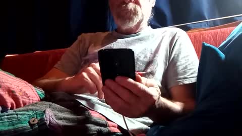 doghouseblue online show from February 13, 3:24 pm