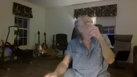 dogluc7 online show from February 1, 2:47 am