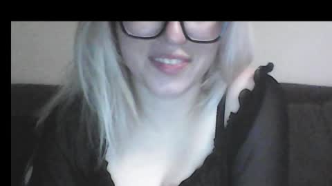 dolce_tempt online show from March 5, 6:39 pm