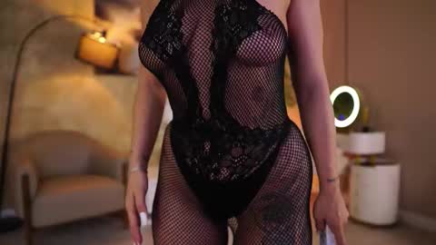 Monica online show from October 2, 9:41 am