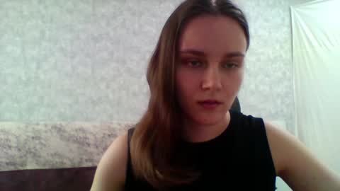 dolcezza_ online show from May 7, 10:44 am