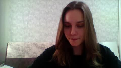 dolcezza_ online show from May 12, 11:08 am
