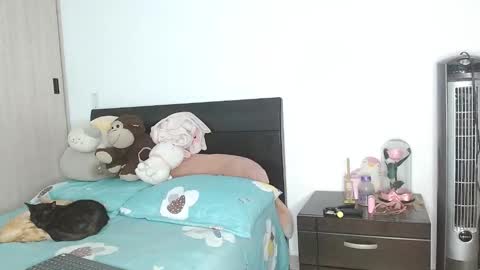 Auro and Santiago online show from February 6, 2:44 am