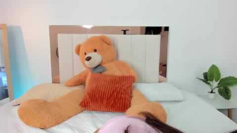 doll_meyleer22 online show from January 7, 1:16 pm