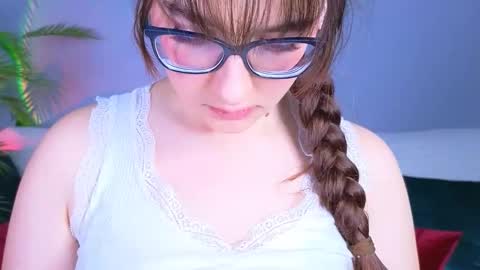 Tessa online show from October 1, 4:17 pm