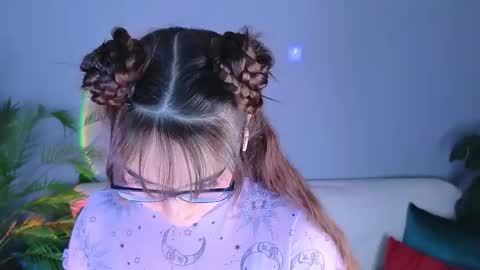 Tessa online show from October 2, 4:28 pm