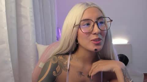 veronica  Independent model online show from September 30, 1:38 am