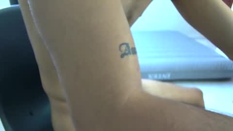 DollarHot30 online show from October 10, 2:01 pm