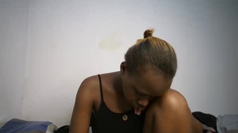 dollberry online show from February 17, 1:33 pm