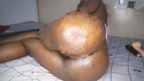 dollqueen_ online show from September 15, 1:23 pm