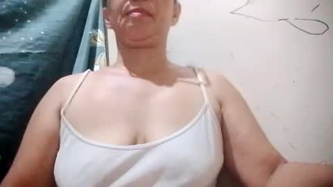 dolly926661 online show from July 8, 12:19 pm