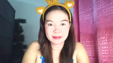 dolly_jane34 online show from April 10, 11:37 am