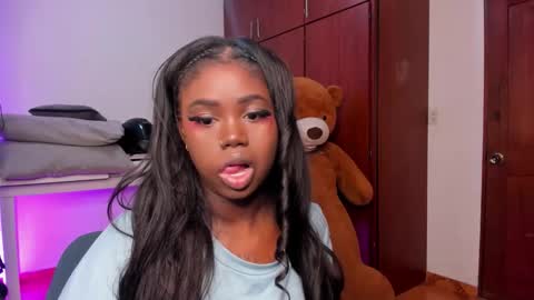 emily --  online show from October 5, 3:15 am