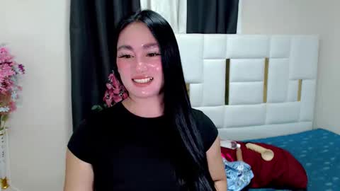 YUMEE online show from October 17, 9:57 am