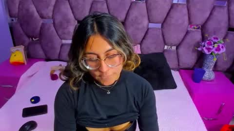 dollyjuicy1 online show from October 22, 4:15 am