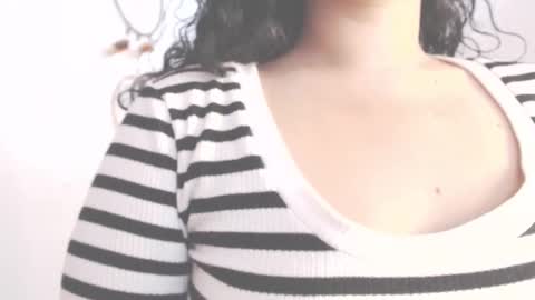 Snapshot of dollysweet666 chatting on February 16, 5:15 am dollysweet666 online show from February 16, 5:15 am