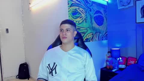 DOMI online show from January 19, 1:26 am