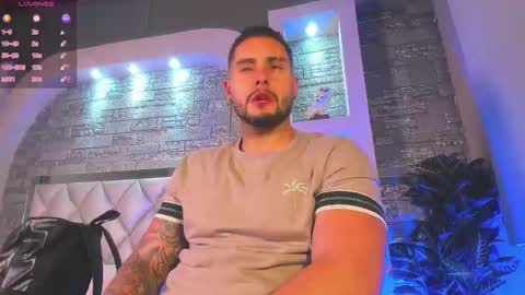 dominic de luca online show from October 14, 3:31 am